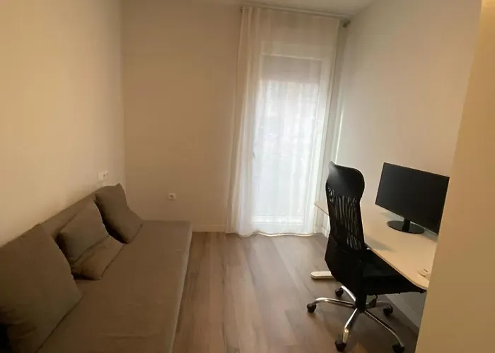 Skyline Centro Piscina Y Parking *